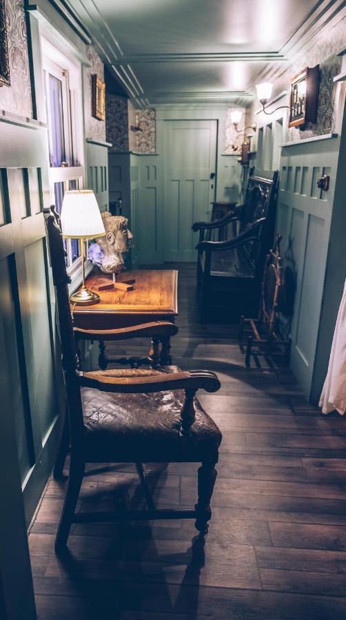 Sheddington Manor - 2 Bedroom Guest House & Cinema Belfast Esterno foto