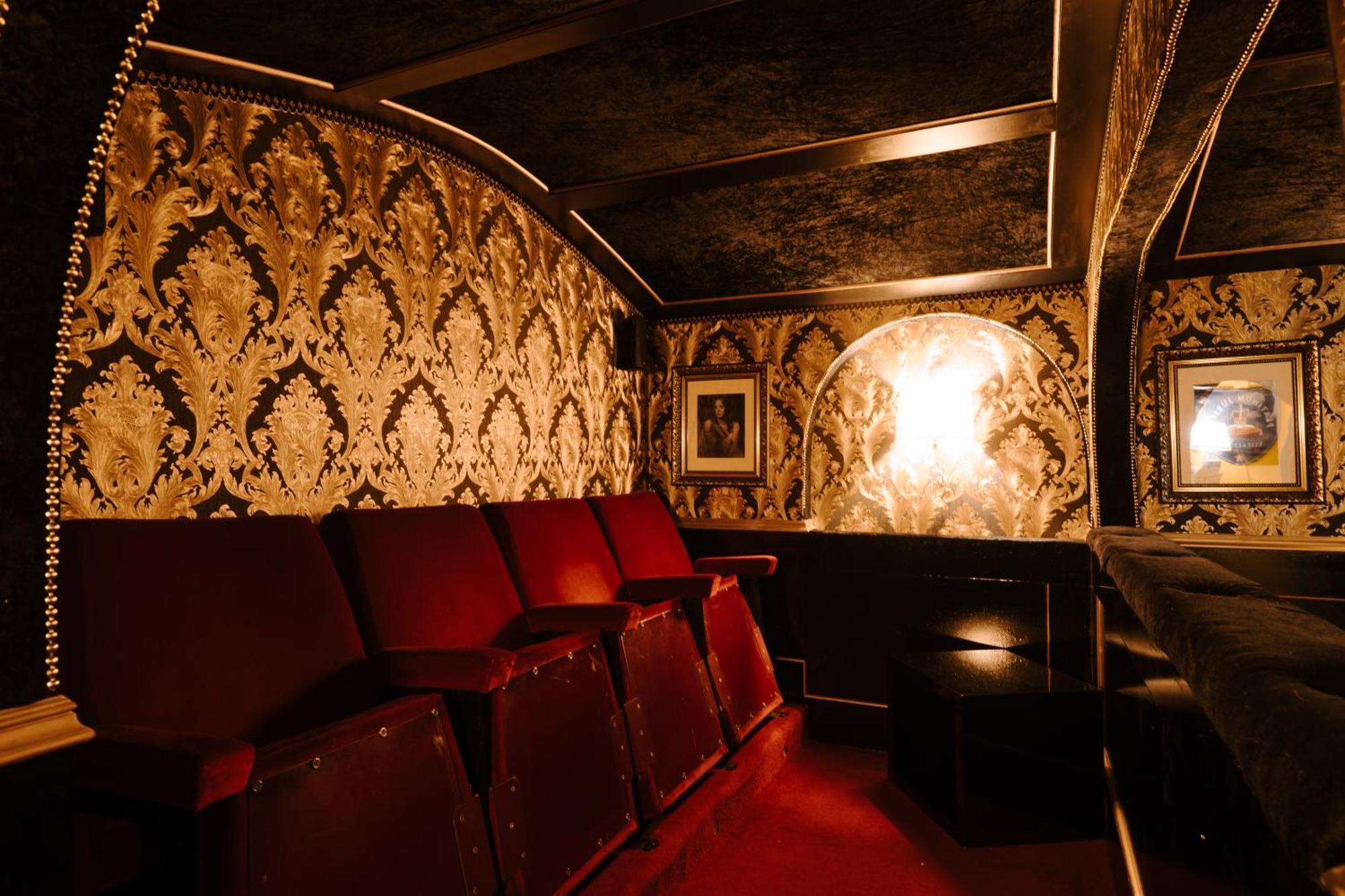 Sheddington Manor - 2 Bedroom Guest House & Cinema Belfast Esterno foto